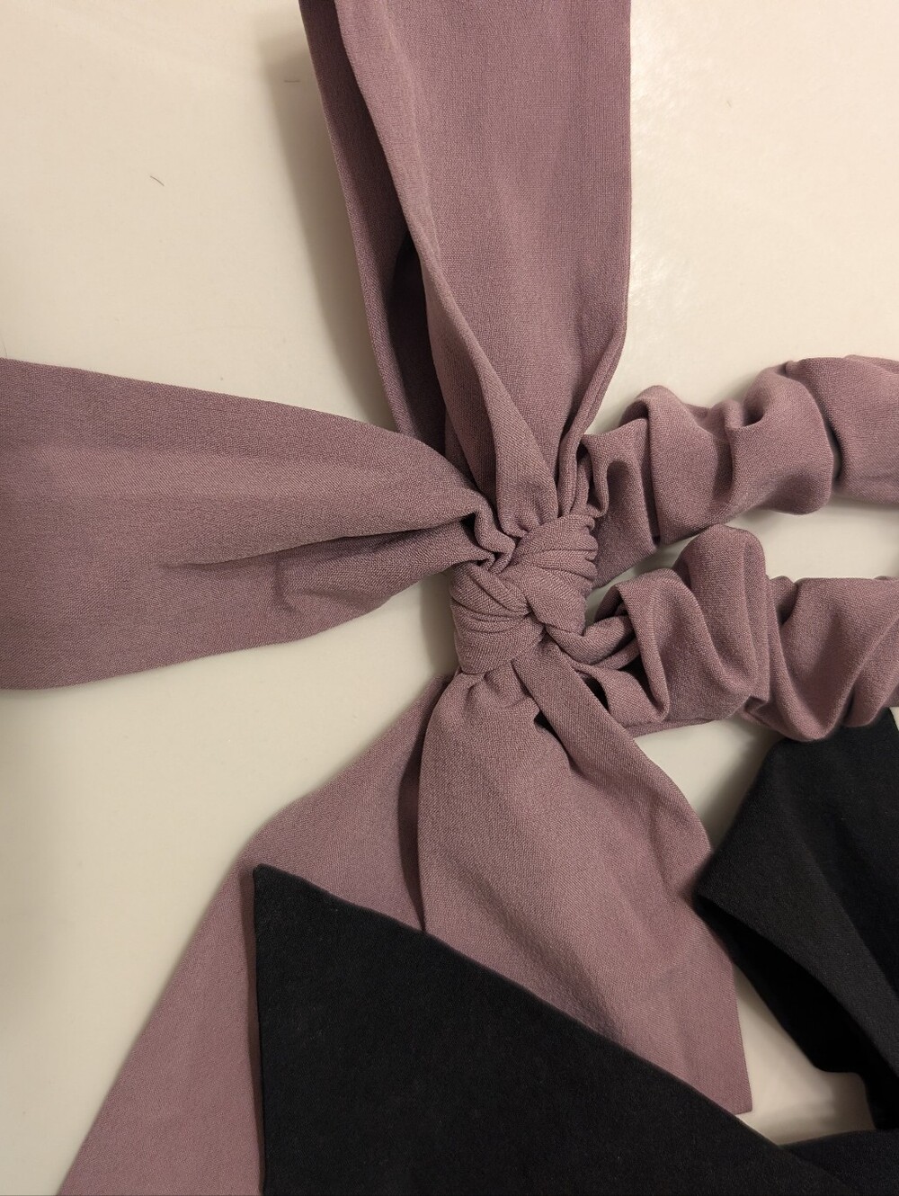 lululemon Bow Scrunchies - Black and Purple - Picture 2 of 4